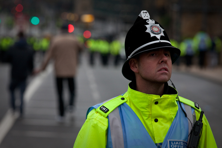 Police Enforce Press Ban at EDL March : Bradford : UK